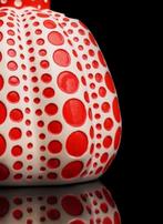 Yayoi Kusama: set van 2 sculpturen met originele doos, Ophalen of Verzenden