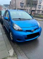 Toyota aygo 1.0 benzine, Auto's, Toyota, Voorwielaandrijving, Stof, Blauw, Handgeschakeld