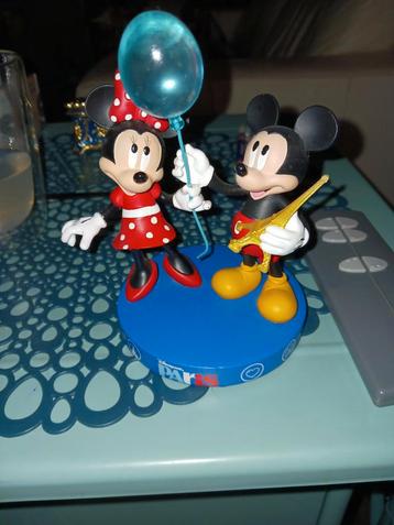 Mickey en mini met ballon