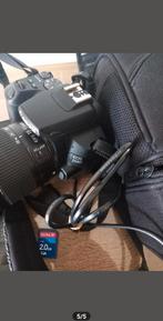 Canon 250d, Audio, Tv en Foto, Fotocamera's Digitaal, Ophalen of Verzenden, Zo goed als nieuw, Canon