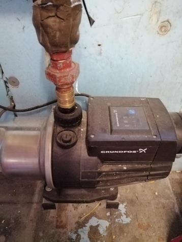 waterpomp  beschikbaar voor biedingen
