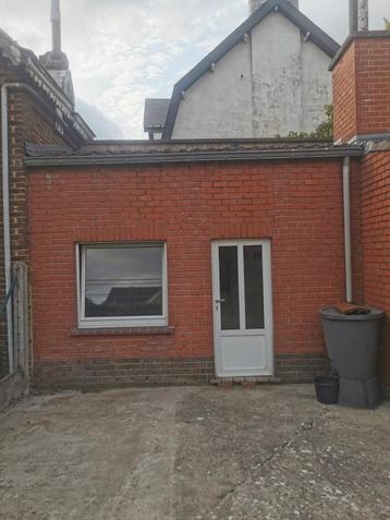 Pièce de stockage à louer  beschikbaar voor biedingen