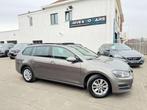 Volkswagen GOLF Variant 1.6 TDi - Pano Dak * 1 JAAR GARANTIE, Auto's, Volkswagen, Voorwielaandrijving, 4 deurs, Stof, Gebruikt
