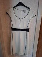 ​Stijlvolle Kokerjurk Wit met Zwarte Details | H&M Maat 36, Kleding | Dames, Jurken, Ophalen, H&M, Wit, Knielengte