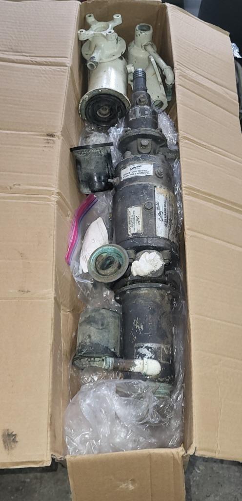 Grand Banks onderdelen water toilet afvoer boottoilet, Sports nautiques & Bateaux, Accessoires navigation, Utilisé, Cuisine et Sanitaires