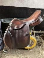 Bruin springzadel, Dieren en Toebehoren, Paarden en Pony's | Zadels, Ophalen of Verzenden, Gebruikt, Springen