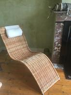 Vintage ikea Wicker chaise with metal legs, Tuin en Terras, Ophalen, Zo goed als nieuw, Wicker