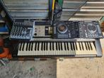 lot Yamaha PSR-740 Electric Keyboard + Numark Party Mix DJ c, Ophalen of Verzenden, Gebruikt, 1000 watt of meer, Keyboardversterker