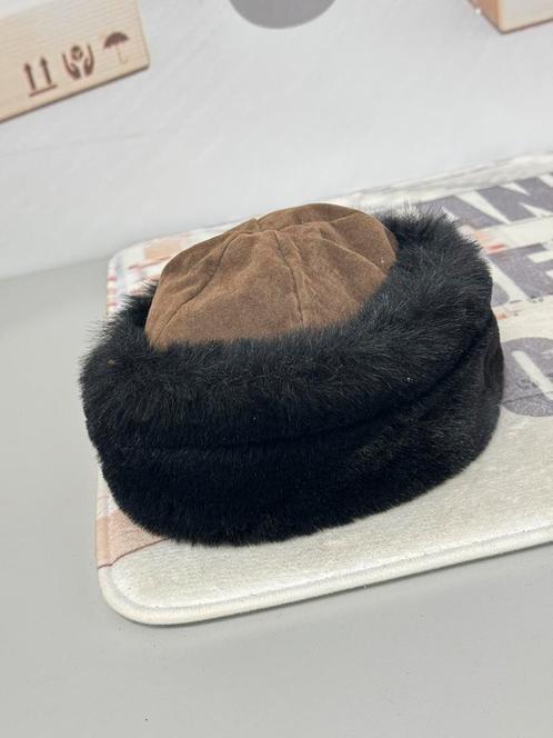 1980 Vegan Vintage jaren 80 frankrijk Gevoerde muts Winter, Kleding | Dames, Mutsen, Sjaals en Handschoenen, Muts, Ophalen of Verzenden