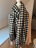 Warme sjaal nieuw, Ophalen, Zo goed als nieuw, Sjaal