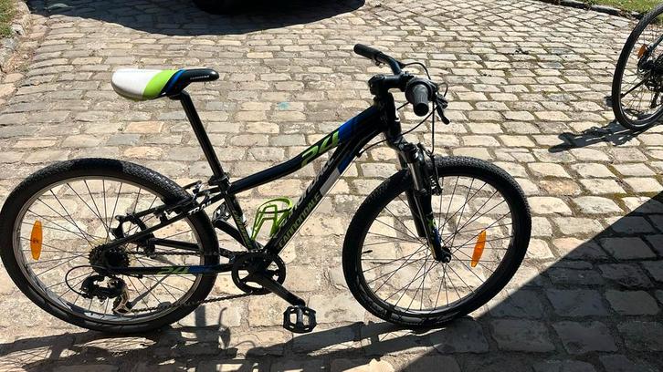 Mtb cannondale trail 24’ inch zwart met blauw, groen en wit., Fietsen en Brommers, Fietsen | Mountainbikes en ATB, Gebruikt, Heren