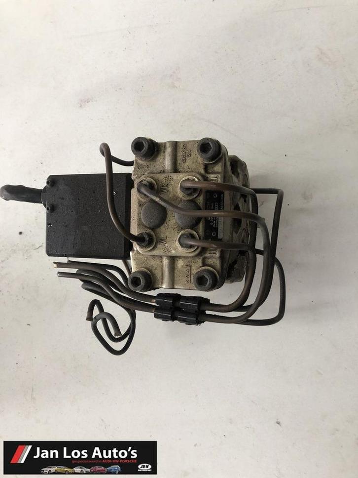 Audi 80 B4 ABS pomp bosch 4A0, Auto-onderdelen, Remmen en Aandrijving, Audi, Gebruikt, Ophalen of Verzenden