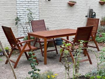 Houten tuinset met tafel en 4 verstelbare stoelen - klassiek beschikbaar voor biedingen