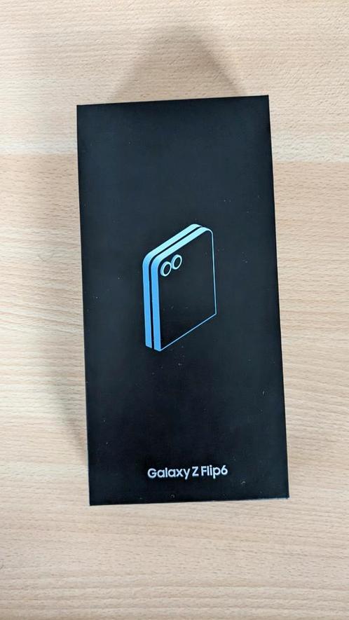 Samsung Galaxy Z Flip 6 — Blauw — 256 GB/12 GB RAM, Telecommunicatie, Mobiele telefoons | Samsung, Gebruikt, Galaxy Z Flip, Blauw