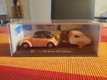 Cararama - VW Beetle 1303 Cabriolet+Caravan