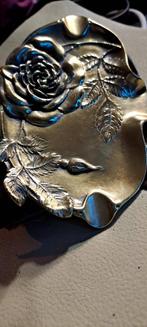 Délicat et intéressant, en bronze et argent émaillé, avec pa, Antiquités & Art, Antiquités | Argent & Or, Argent, Enlèvement