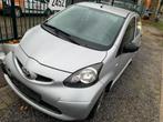 Toyota aygo met schade, Auto's, Toyota, Voorwielaandrijving, Stof, 50 kW, Zwart
