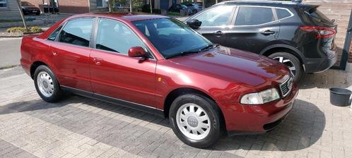 AUDI A4 1.6 (B5) 06/1998 101CH 122500 KM TRES BON ÉTAT!!, Autos, Audi, Particulier, A4, ABS, Airbags, Air conditionné, Verrouillage central