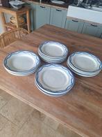 19 assiettes en porcelaine de Tournai XIX ième à la chenille, Antiquités & Art, Enlèvement