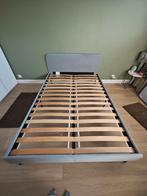 Bed met matras te koop, in goede staat., Ophalen, Gebruikt, Tweepersoons, 140 cm