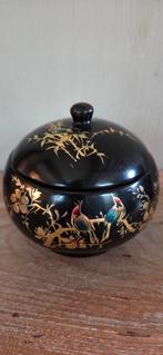 Japans gelakt doosje met paradijsvogels, Antiek en Kunst, Ophalen of Verzenden