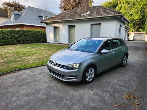 Volkswagen Golf 1.6 TDI DPF Highline BlueMotion Technology, Auto's, Volkswagen, Bedrijf, Golf, ABS, Adaptive Cruise Control, Airbags