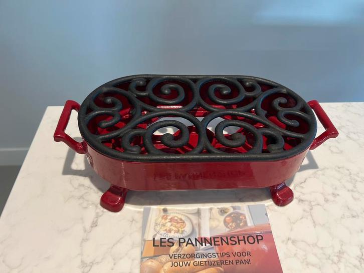 Staub Rechaud rood zwart in uitstekende staat, Huis en Inrichting, Keuken | Keukenbenodigdheden, Zo goed als nieuw, Ophalen of Verzenden