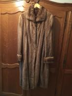 mantel in nerts, Antiquités & Art, Antiquités | Vêtements et Textile, Enlèvement