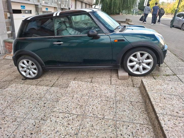 Mini cooper 1.6i  115ch 1800€, Auto's, Mini, Particulier, Cooper, Benzine, Ophalen
