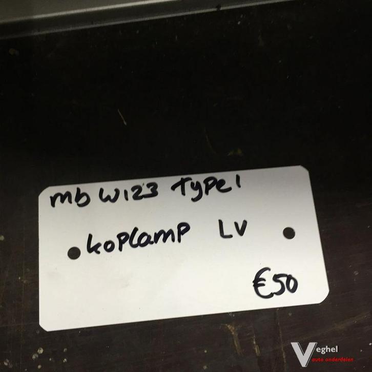 Mercedes W123 Type 1 Koplamp (rand stukje uit ), Auto-onderdelen, Verlichting, Gebruikt, Ophalen of Verzenden