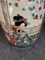 Antieke vaas, Enlèvement