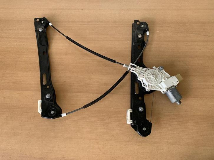 ruitmechaniek links BMW 1 serie E87 4dr 2003 tot 2012, Auto-onderdelen, Ruiten en Toebehoren, BMW, Gebruikt, Ophalen of Verzenden