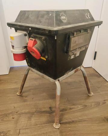 Verdeelkast 32Amp, werfkast, paddestoel electriciteit  beschikbaar voor biedingen