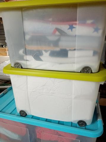 donsdekens, hoeslakens en donsovertrekken beschikbaar voor biedingen