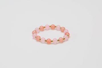 Elastische armband van glasparels, Enlèvement ou Envoi, Neuf, Avec bracelets à breloques ou perles