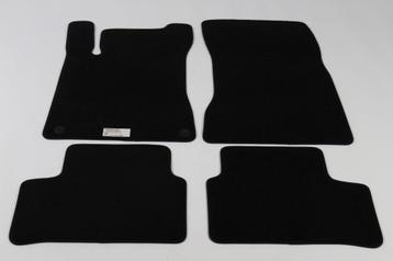 Mercedes-Benz (V177-W177) Originele 4-delige automatten beschikbaar voor biedingen