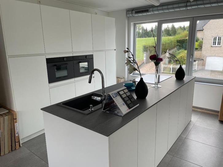 moderne en klassieke toonzaalkeukens in uitverkoop, Huis en Inrichting, Keuken | Complete keukens, Nieuw, Overige typen, Overige materialen