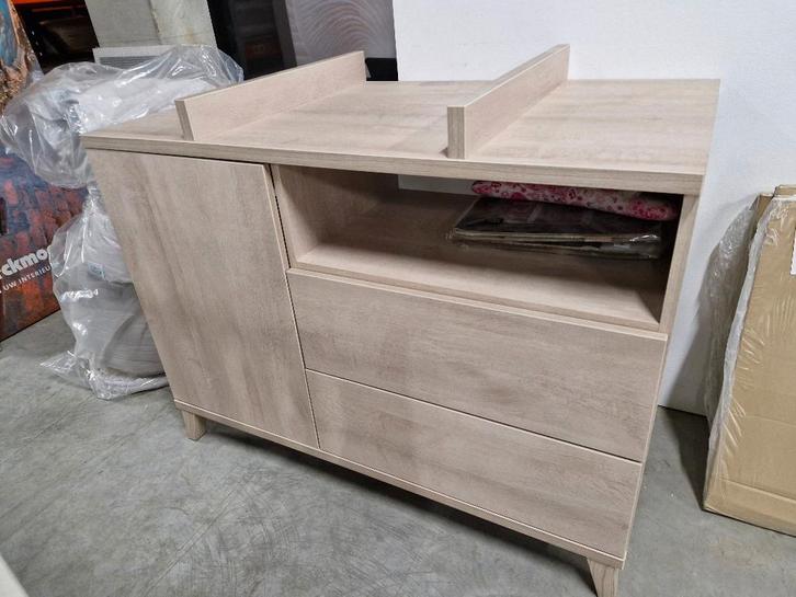 Baby commode (luiertafel) in lichte eik - NIEUW, Kinderen en Baby's, Kinderkamer | Commodes en Kasten, Nieuw, Commode, Ophalen