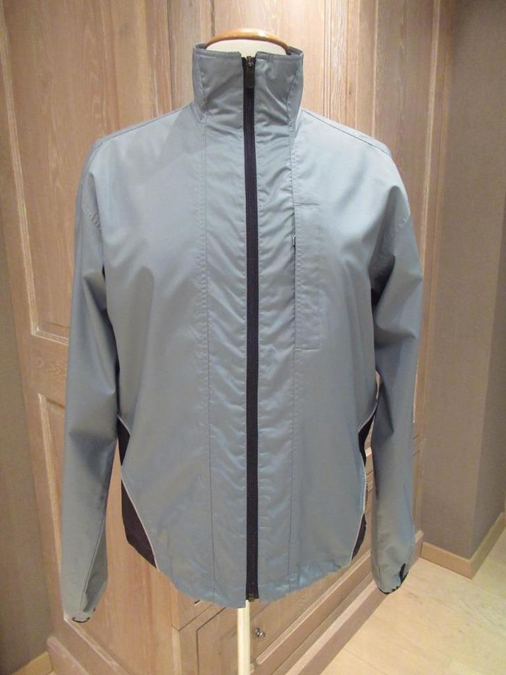 Nieuw trainingspak van Peak Performance, mt Medium, Kleding | Dames, Sportkleding, Nieuw, Overige typen, Grijs, Verzenden