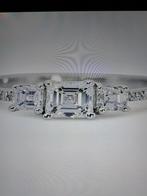 Prachtige mooie diamant ring vvs1.kleur f.prys 3500eur, Bijoux, Sacs & Beauté, Comme neuf, Enlèvement ou Envoi
