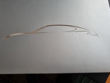 PORSCHE PANAMERA zeldzame folder met kleur setting. beschikbaar voor biedingen