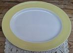 Grote ovale BOCH schaal met pastel gele ribbel rand, Antiek en Kunst, Ophalen of Verzenden