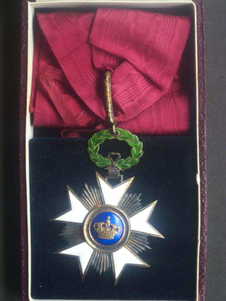 Commandeur dans l'ordre de la couronne (en écrin Walravens), Collections, Objets militaires | Général, Armée de terre, Envoi