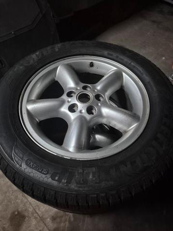 Goodyear banden met velgen 255/60r18  beschikbaar voor biedingen