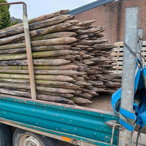 Te koop houtenfruitboompalen 2,50 meter, Tuin en Terras, Palen, Balken en Planken, Gebruikt, Palen, 180 tot 250 cm, Ophalen