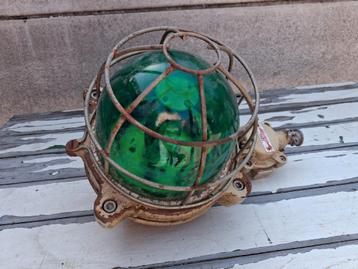 Lampe hermétique lourde provenant d'un bateau ou similaire, Enlèvement