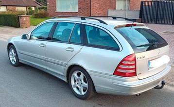 Mercedes Classe C Break 220 CDI, Autos, 100 kW, Argent ou Gris, Attache-remorque, Boîte manuelle