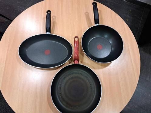 Set van 3 Tefal pannen, Huis en Inrichting, Keuken | Potten en Pannen, Gebruikt, Pannenset, Aluminium, Keramische plaat, Ophalen