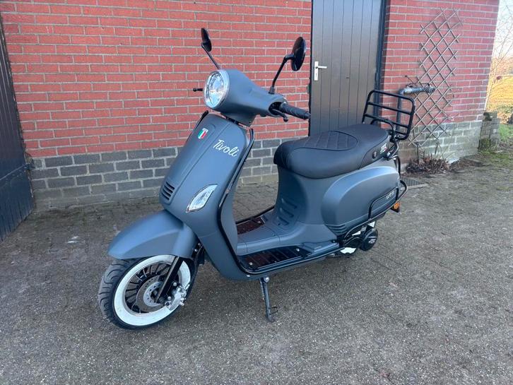 JTC TIVOLI 125 cc – 2025 – slechts 1060 km – bijna nieuw, Motoren, Overige Motoren, 11 kW of minder, 1 cilinder, Ophalen