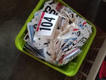 Kaderplaatjes beschikbaar voor biedingen